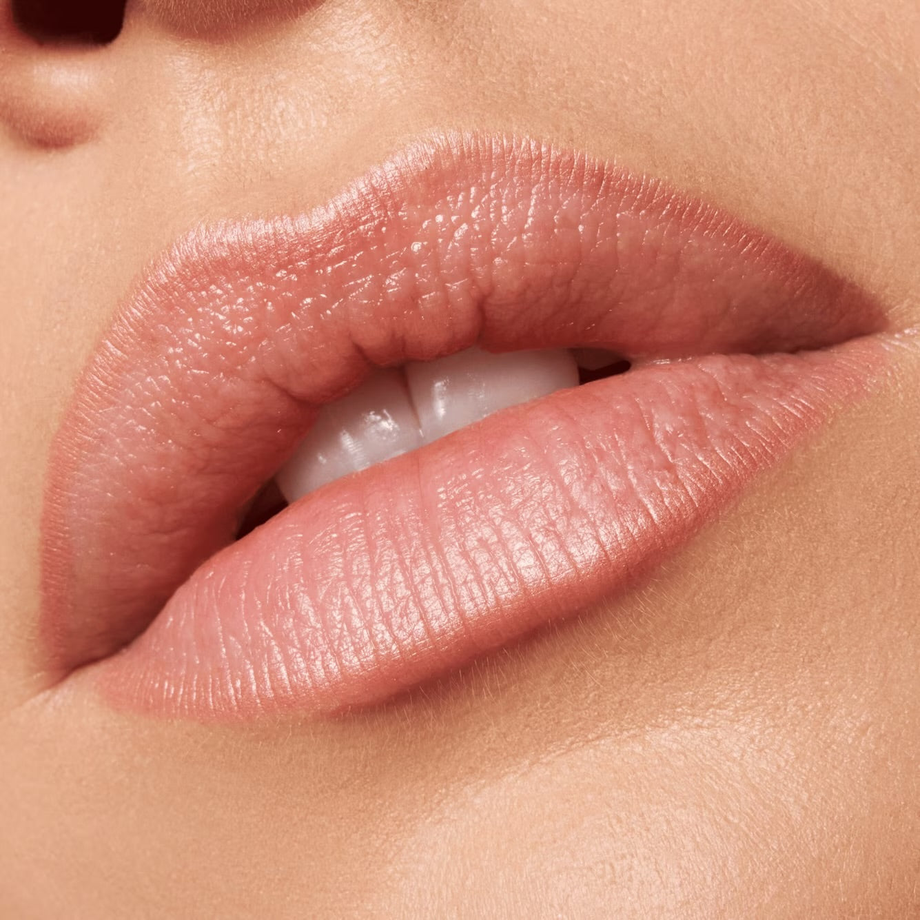 ESSENCE SOFT & PRECISE LIP PENCIL