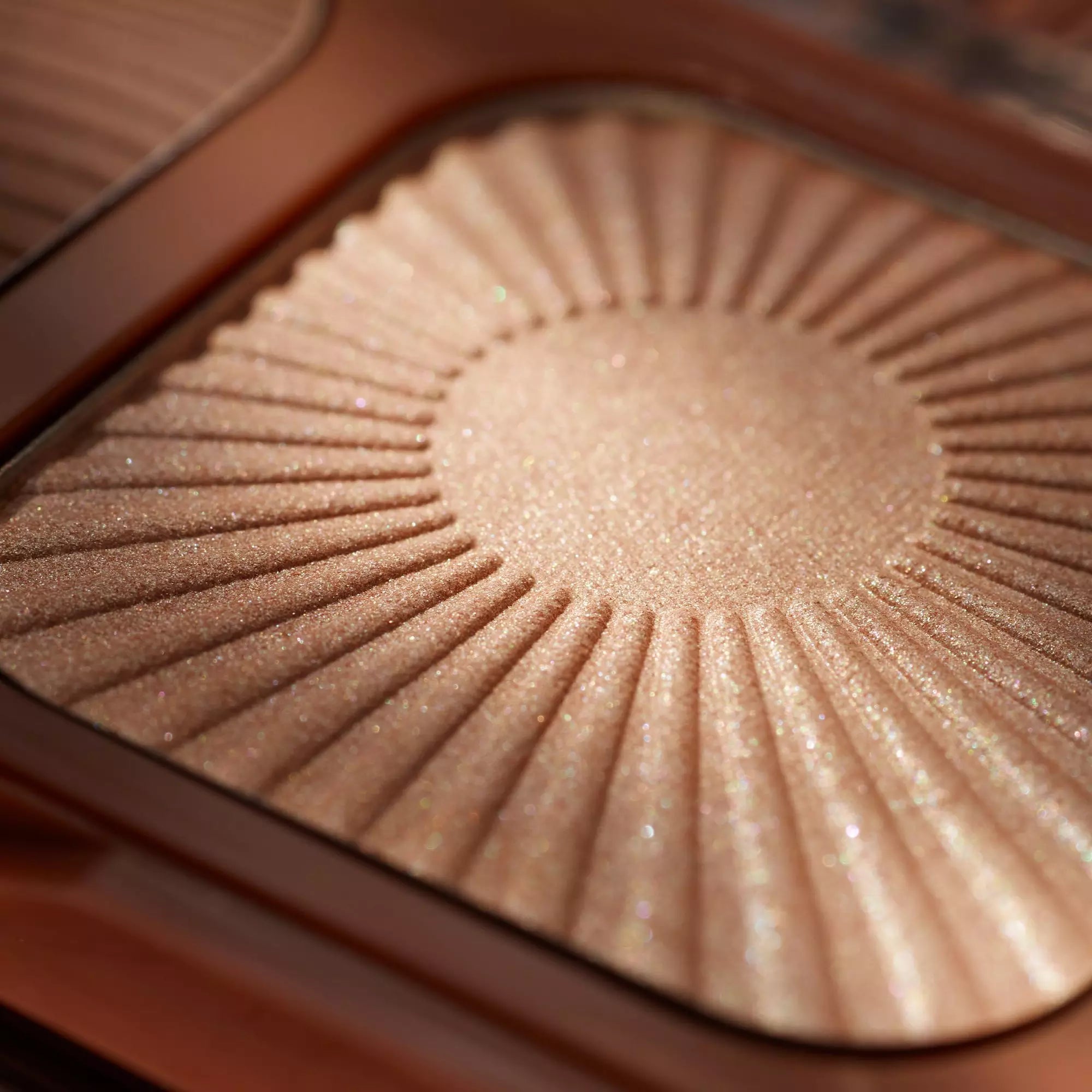 CATRICE HOLIDAY SKIN GLOW & BRONZE PALETTE
