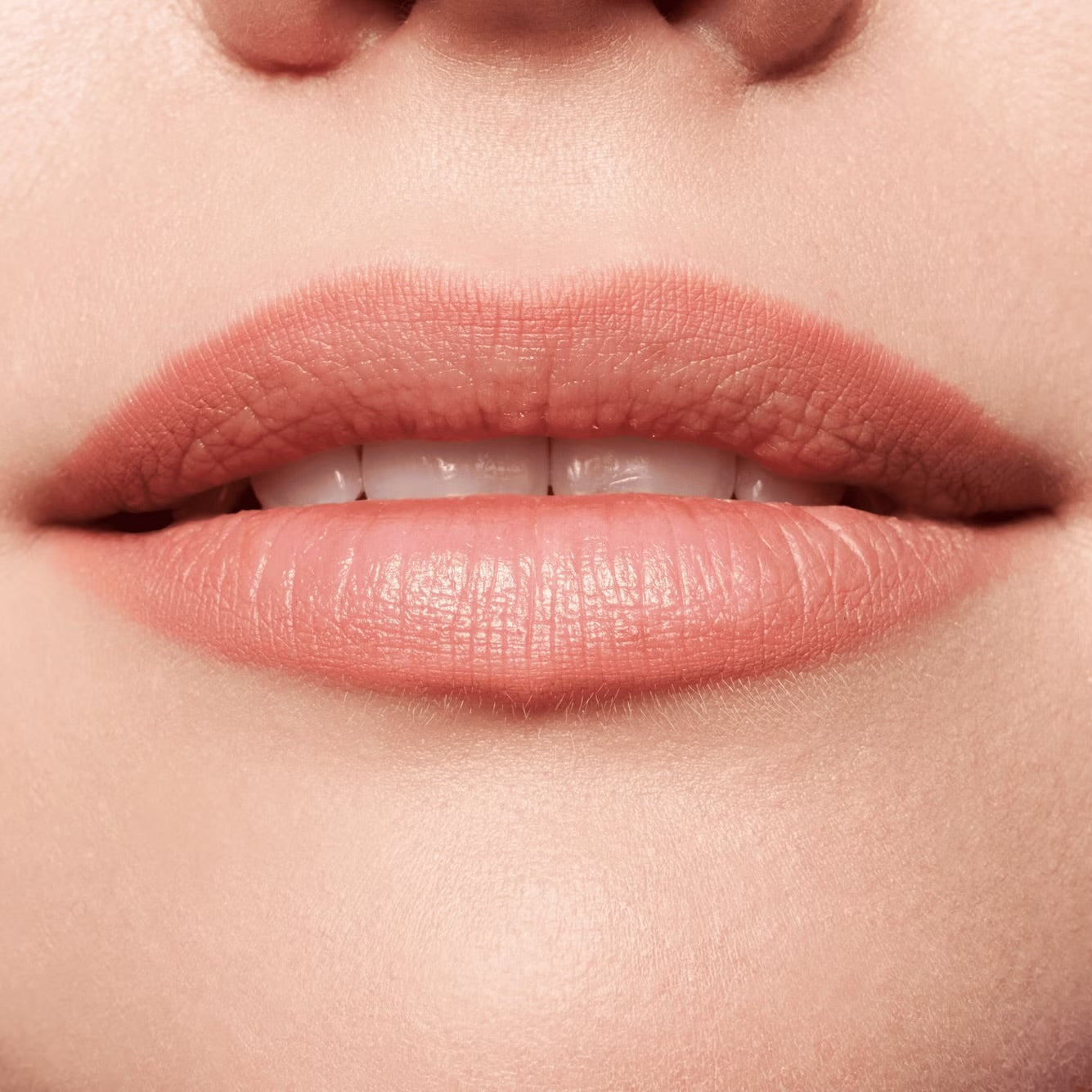 ESSENCE SOFT & PRECISE LIP PENCIL