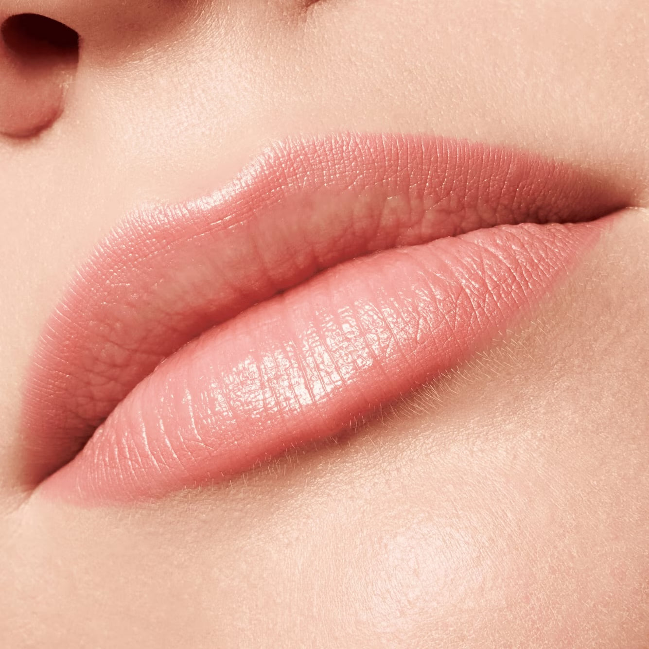 ESSENCE SOFT & PRECISE LIP PENCIL