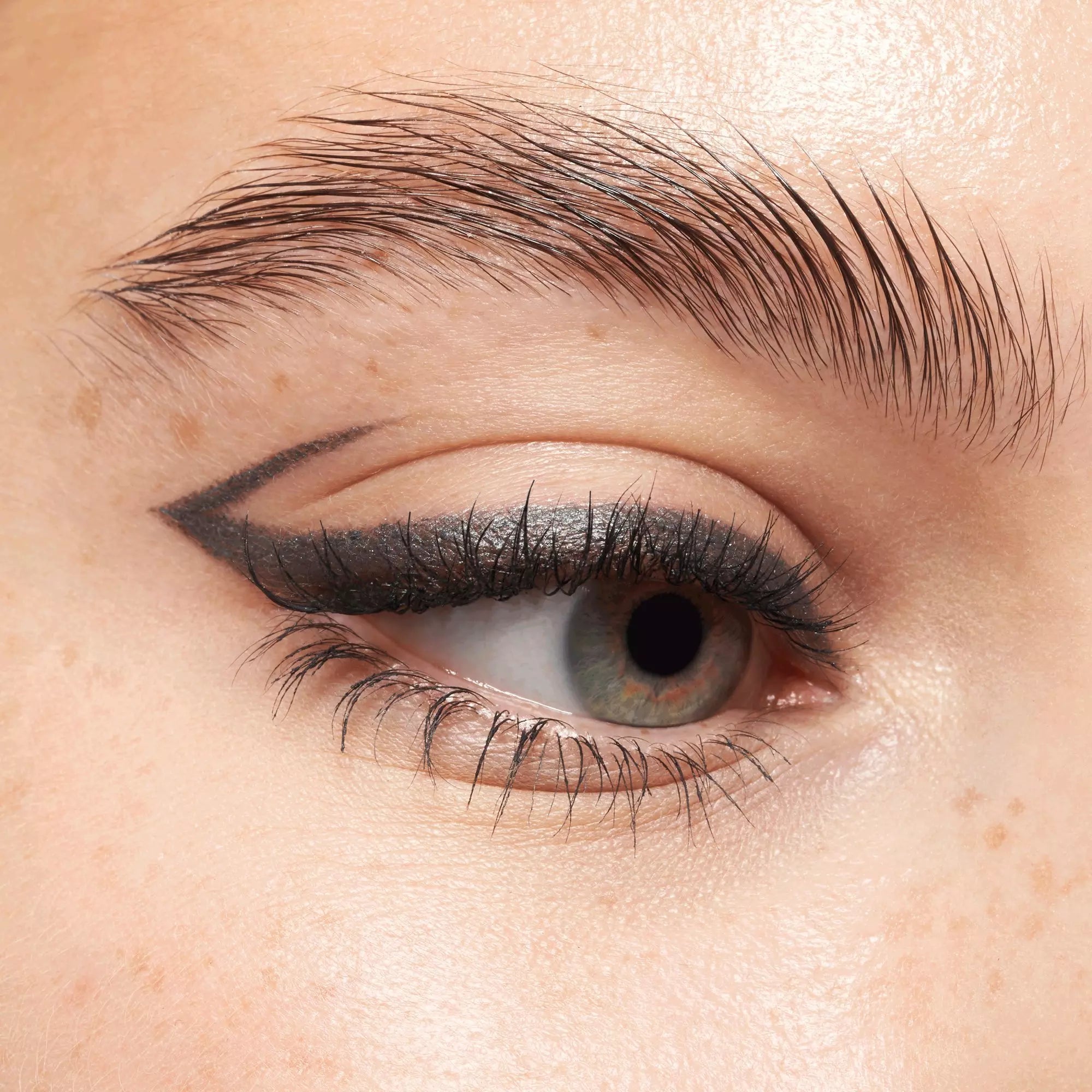 ESSENCE KAJAL EYE PENCIL