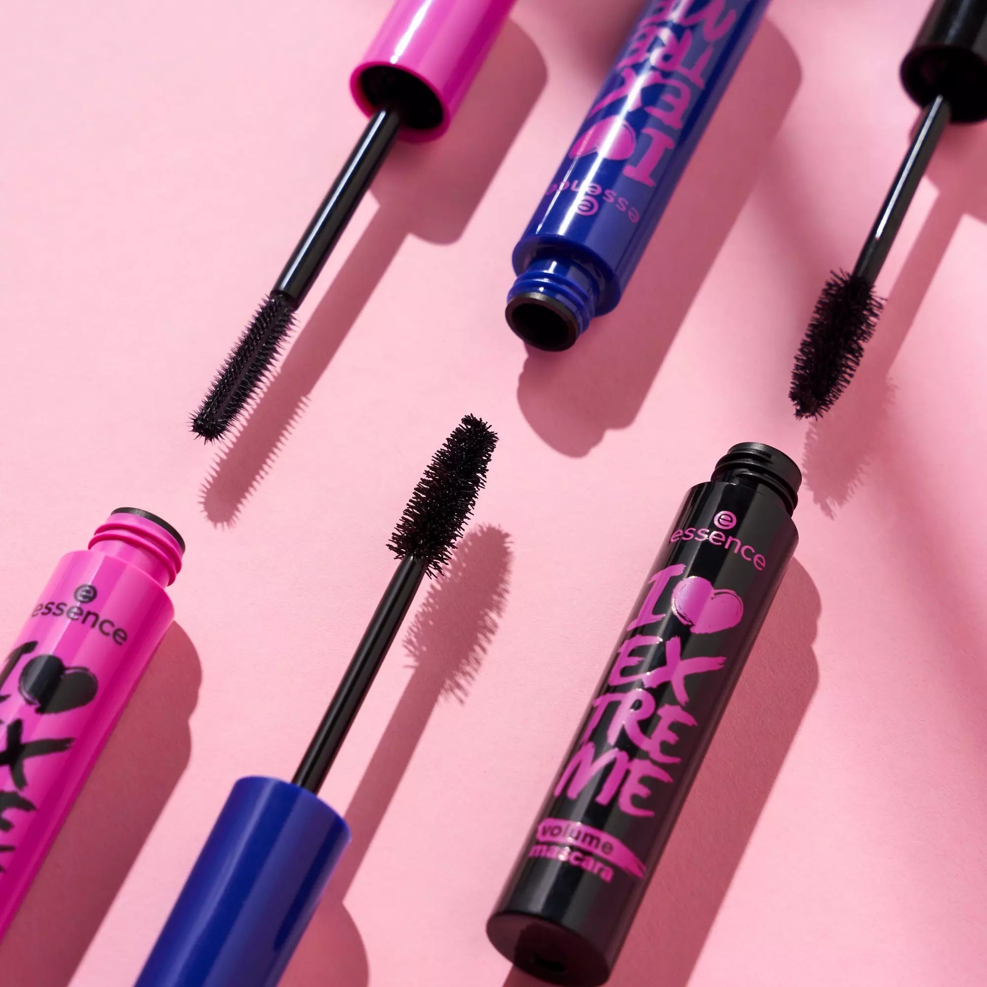 ESSENCE I LOVE EXTREME MASCARA